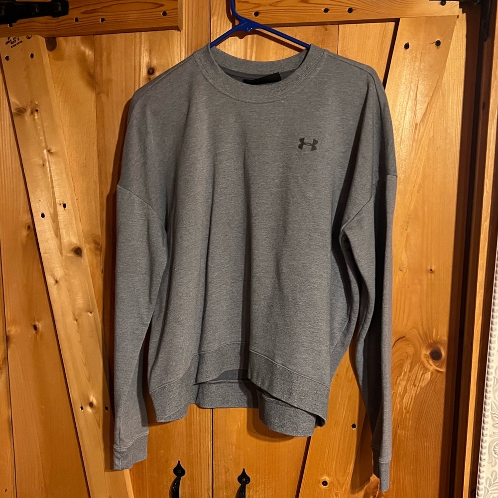 Under armor sweatshirt.